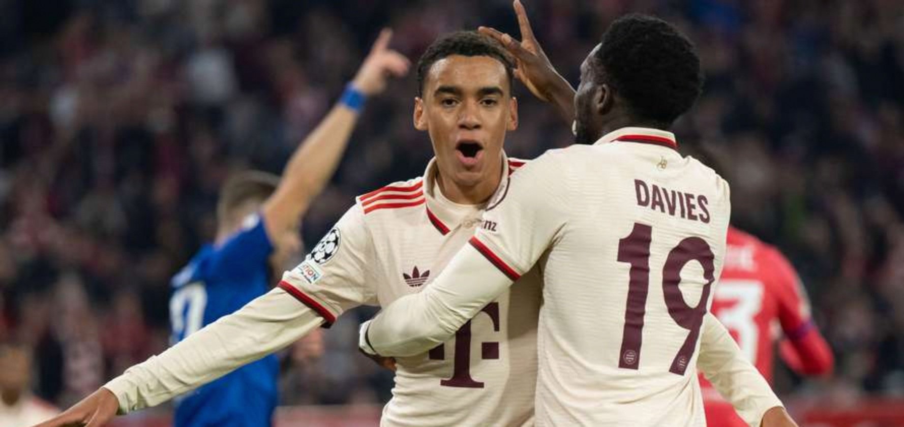 LOL官网-包含今夜葡萄牙体育调整名单以备意大利杯；回应争议环节打磨；赛场秩序良好；纪律约束更严格的词条