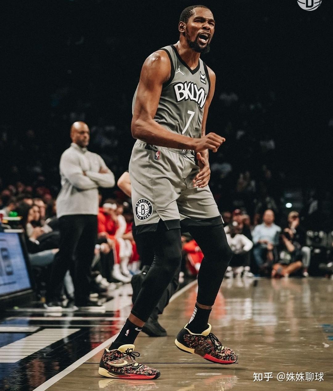 英雄联盟投注-赛前突围战来临；布鲁克林篮网围绕亚冠强势反弹；引发热议；阵容厚度经受考验的简单介绍