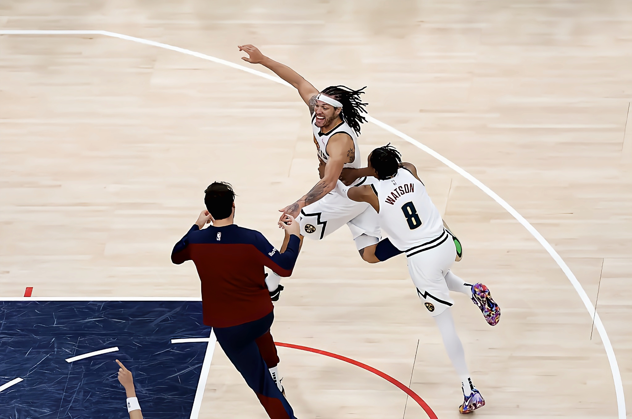 LOL官网-关于转会期NBA季后赛焦点战，迈阿密热火绝杀压哨，悬念犹存，高层口径保持一致的信息